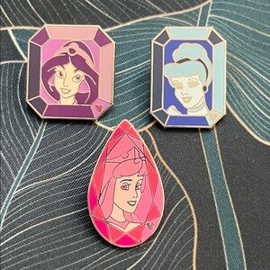 Lot of 3 2008 Disney Hidden Mickey Princess Gem Collection Trading Pins